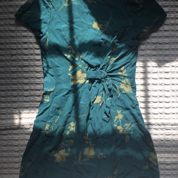 Urban Outfitters Lola Button-Down Dress - Picture 5 of 7